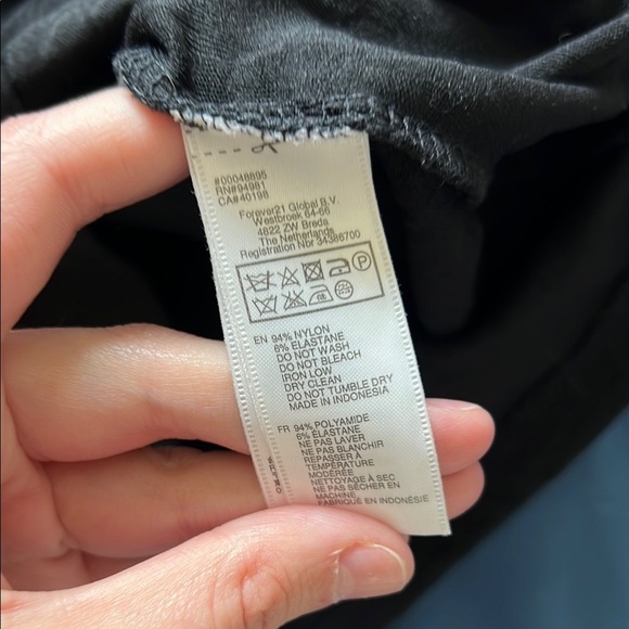 Forever 21 White and Black Sheath Mini Dress - Picture 6 of 6